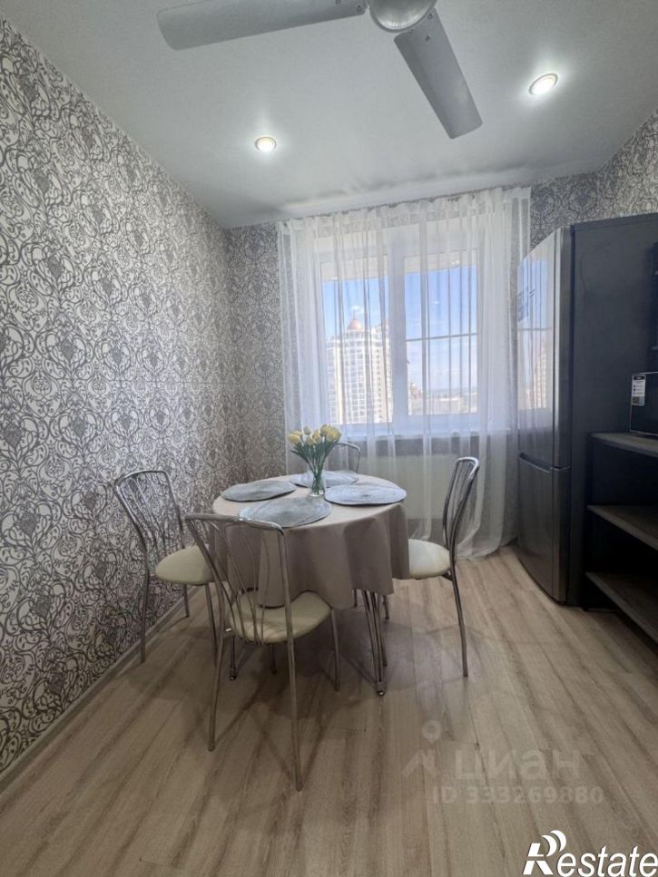 2-комн квартира ул Новороссийская, 2к,  д. 2к