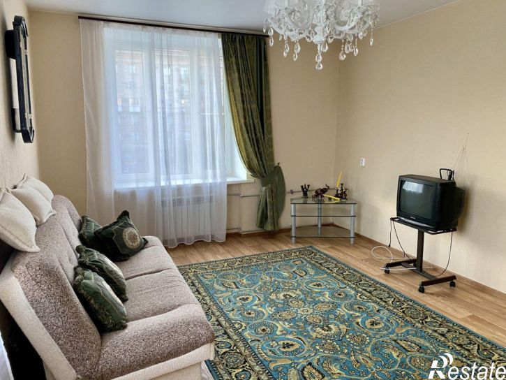 3-комн квартира ул Комсомольская, 8,  д. 8