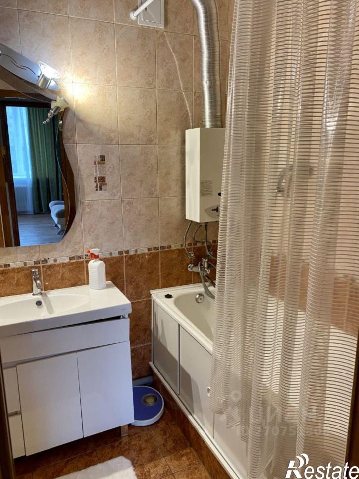 3-комн квартира ул Комсомольская, 8,  д. 8