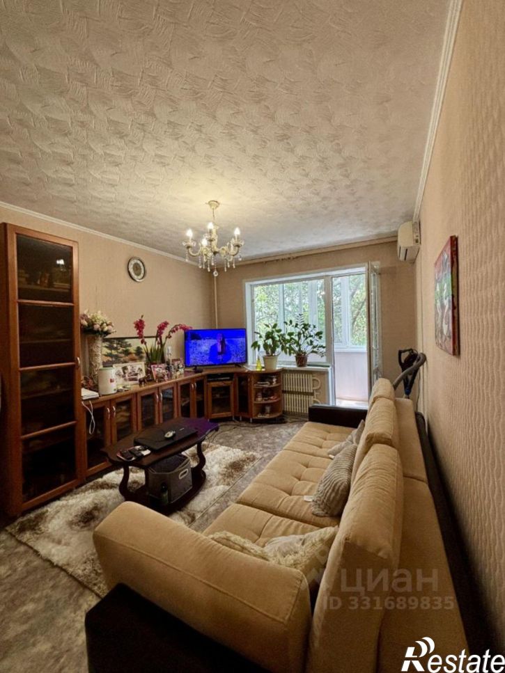2-комн квартира б-р 30-летия Победы, 37,  д. 37