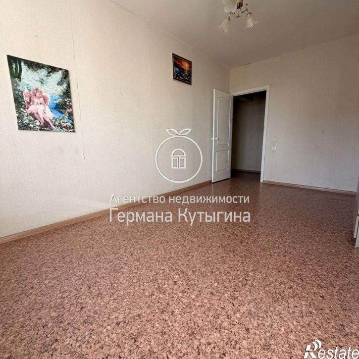 2-комн квартира ул им. маршала Воронова, 8,  д. 8
