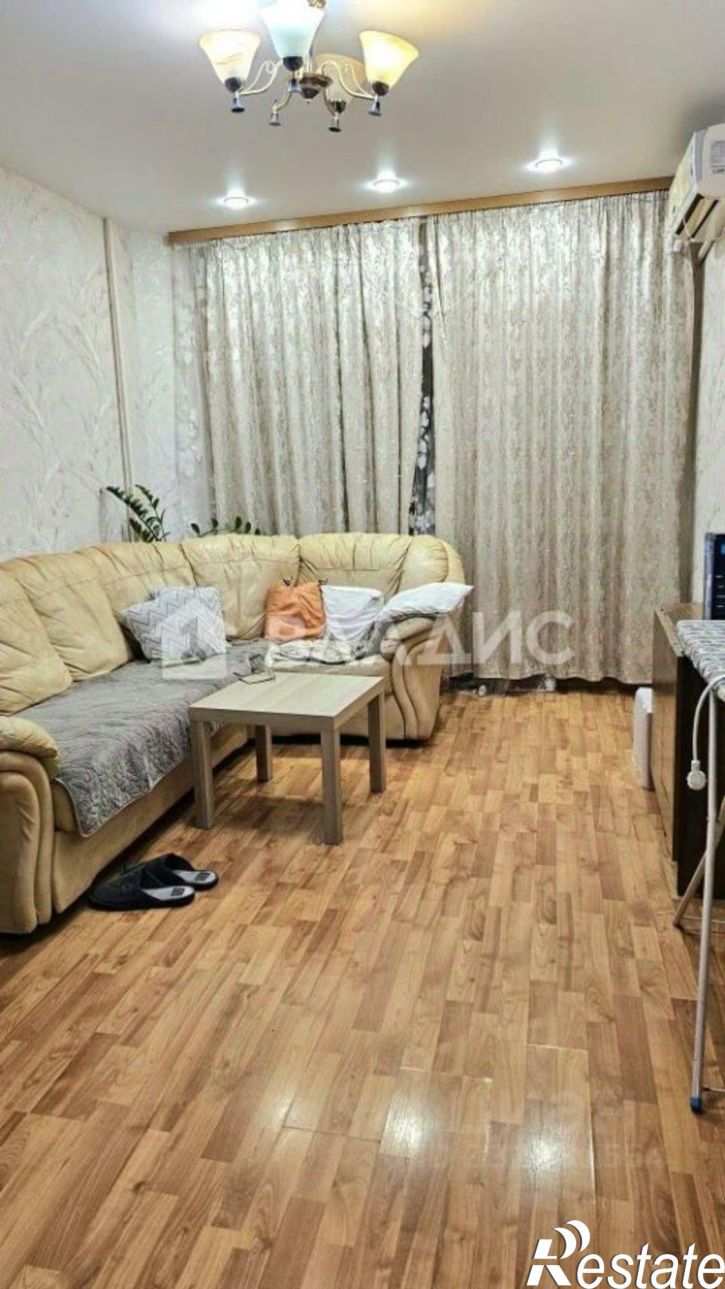 4-комн квартира Новороссийская улица, 67А,  д. 67А