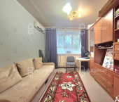 комната 17.5 кв м ул. Дегтярева,  д.1