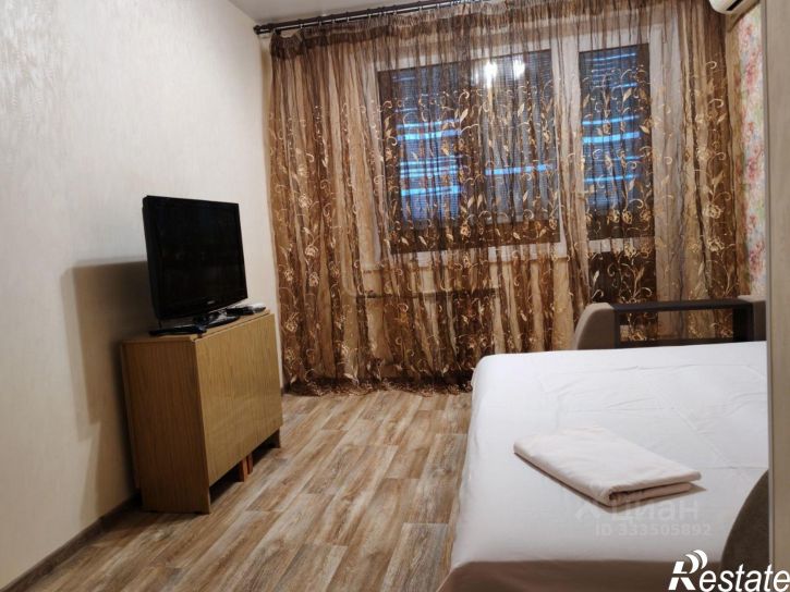 1-комн квартира улица Космонавтов, 37,  д. 37