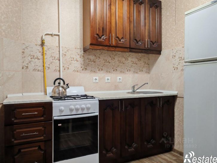 1-комн квартира улица Космонавтов, 37,  д. 37