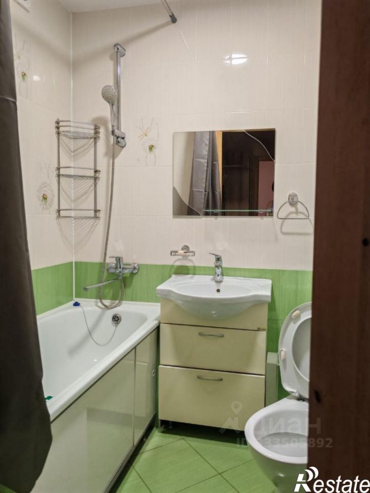 1-комн квартира улица Космонавтов, 37,  д. 37