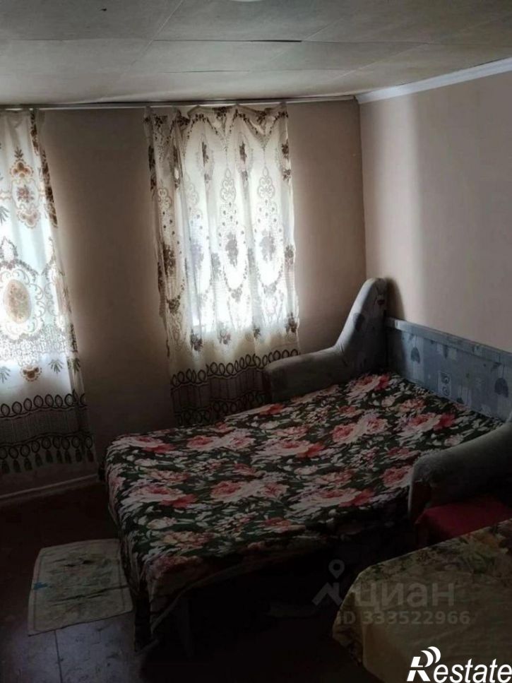 Коттедж/дом улица Юлиуса Фучика, 33,  д. 33