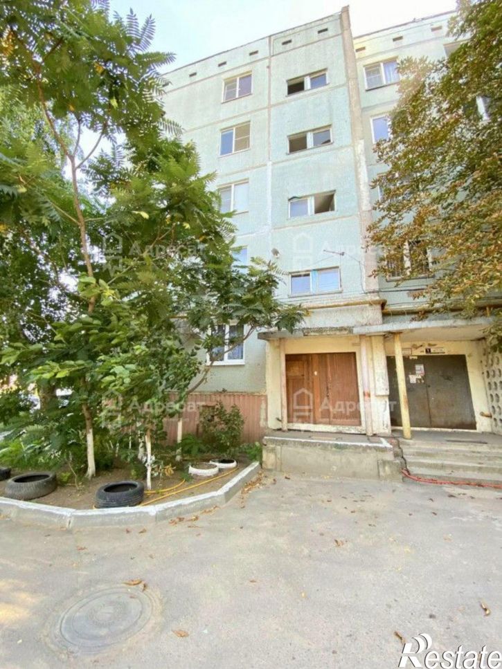 3-комн квартира ул. им. Голубятникова,  д.10