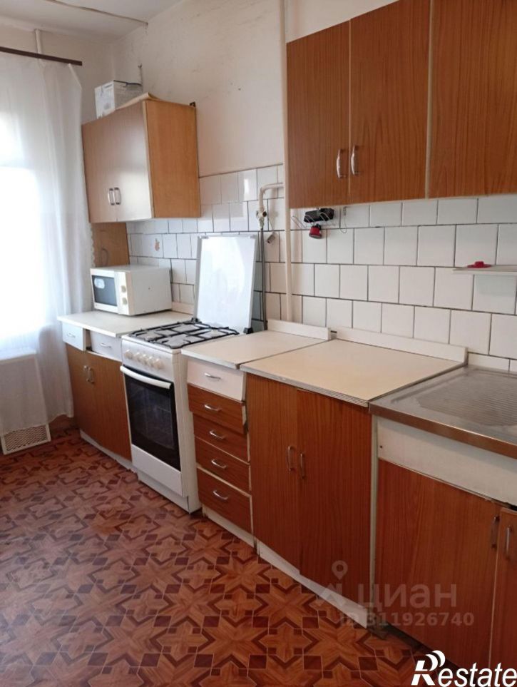 3-комн квартира улица Кастерина, 2,  д. 2