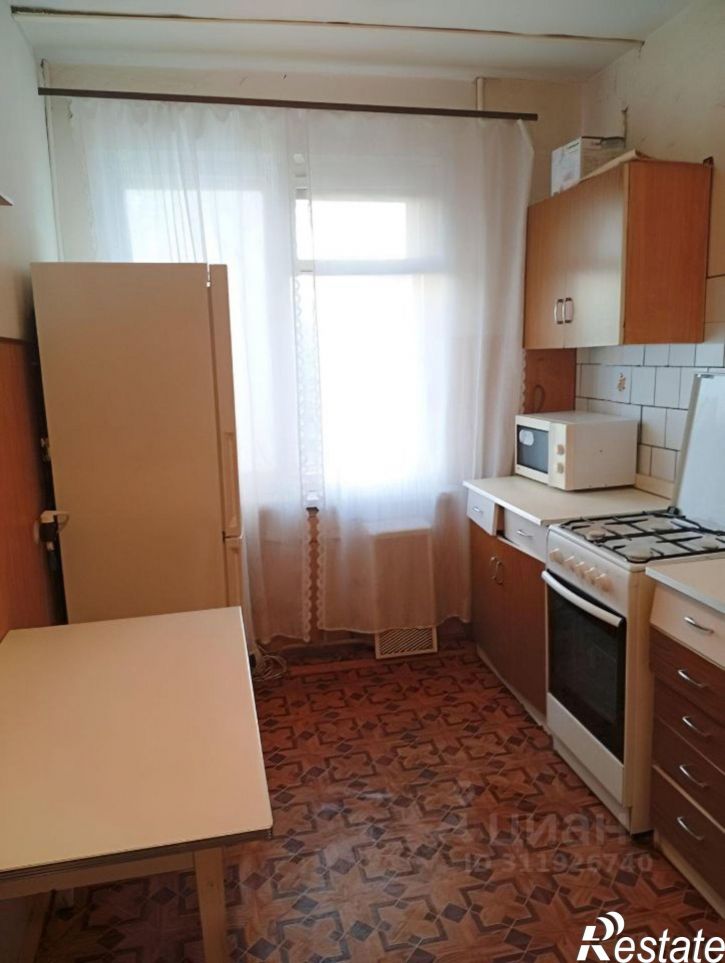 3-комн квартира улица Кастерина, 2,  д. 2