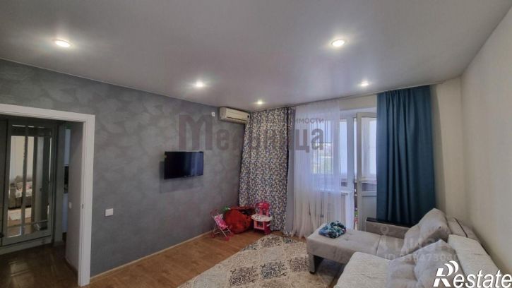 1-комн квартира улица Рихарда Зорге, 40,  д. 40