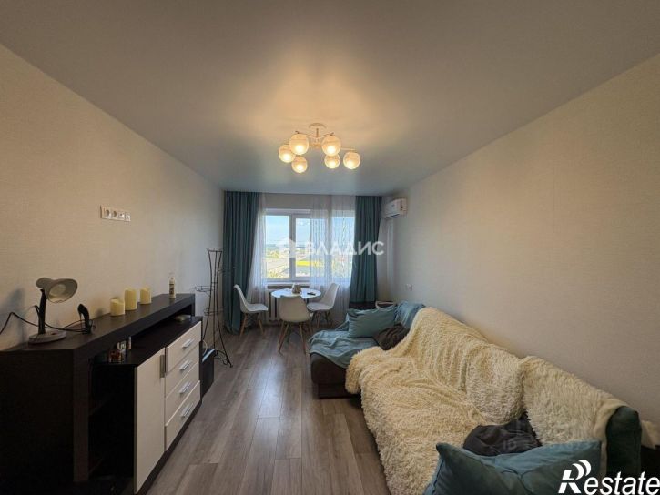 2-комн квартира улица Автомобилистов, 2,  д. 2