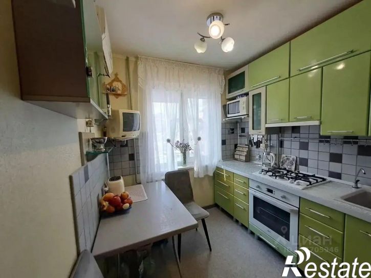 3-комн квартира Удмуртская улица, 93,  д. 93