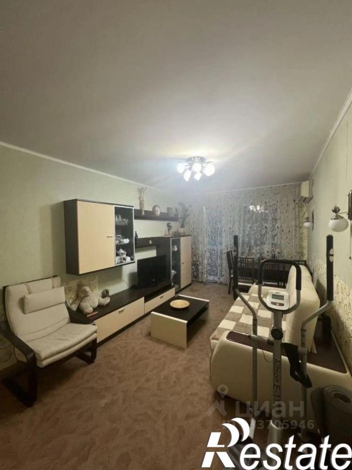 3-комн квартира Удмуртская улица, 93,  д. 93