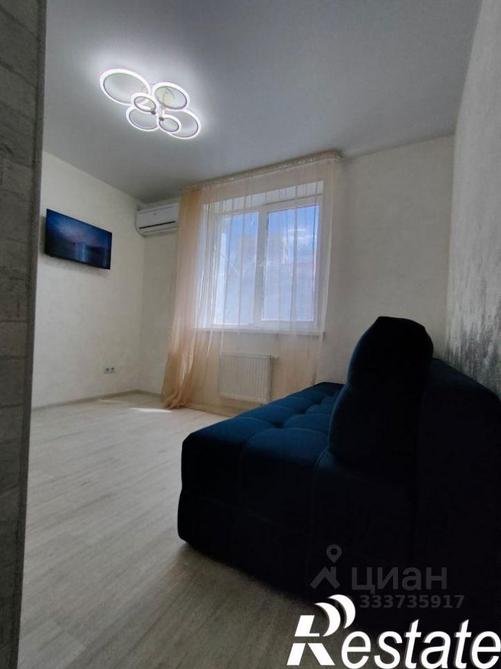 2-комн квартира улица Гаря Хохлова, 13,  д. 13