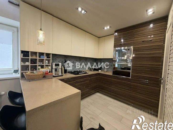 3-комн квартира Санаторная улица, 8Б,  д. 8Б