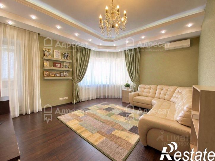 4-комн квартира улица Космонавтов, 34,  д. 34