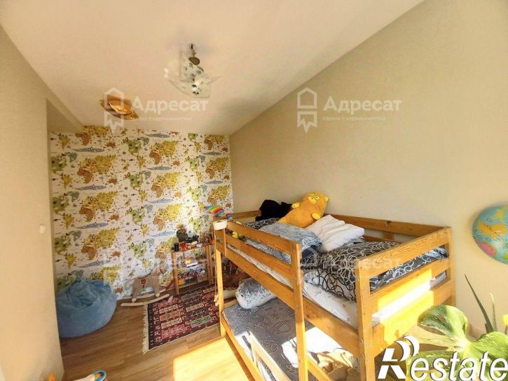 3-комн квартира Коммунистическая улица, 10,  д. 10
