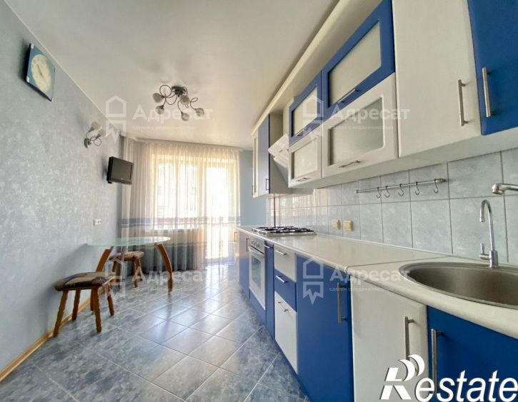 5-комн квартира ул. Ангарская,  д.71А