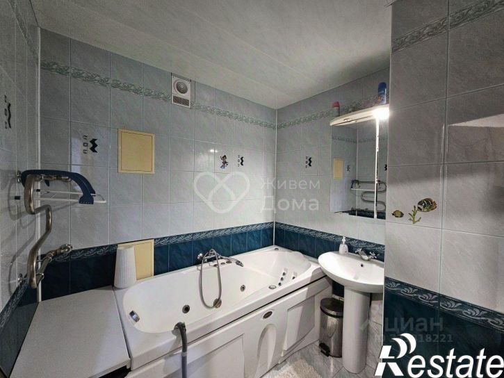 3-комн квартира улица Кирова, 113,  д. 113
