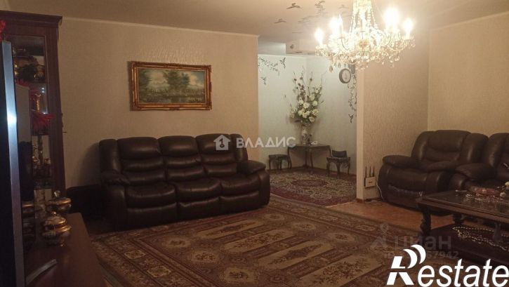 4-комн квартира улица Маршала Еременко, 108,  д. 108
