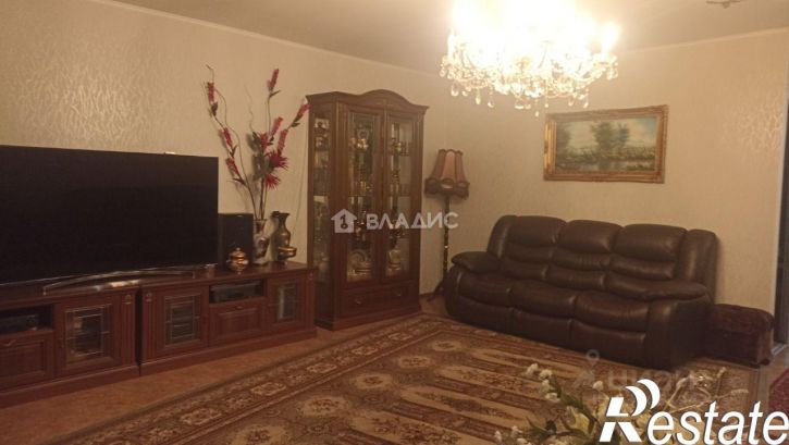 4-комн квартира улица Маршала Еременко, 108,  д. 108