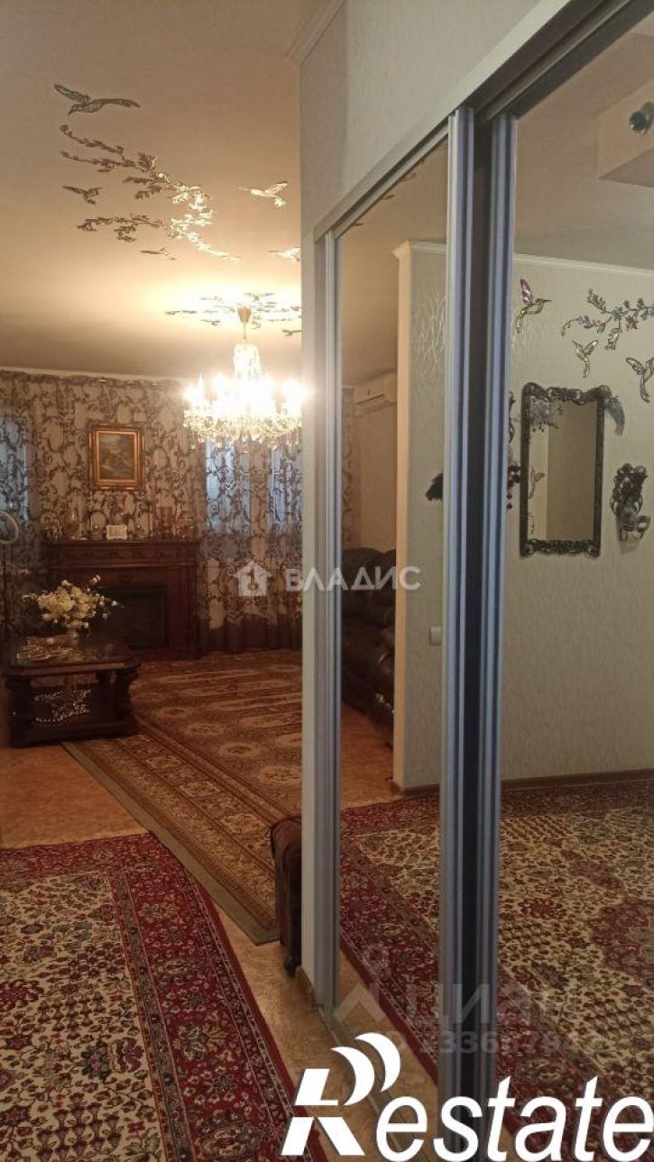 4-комн квартира улица Маршала Еременко, 108,  д. 108
