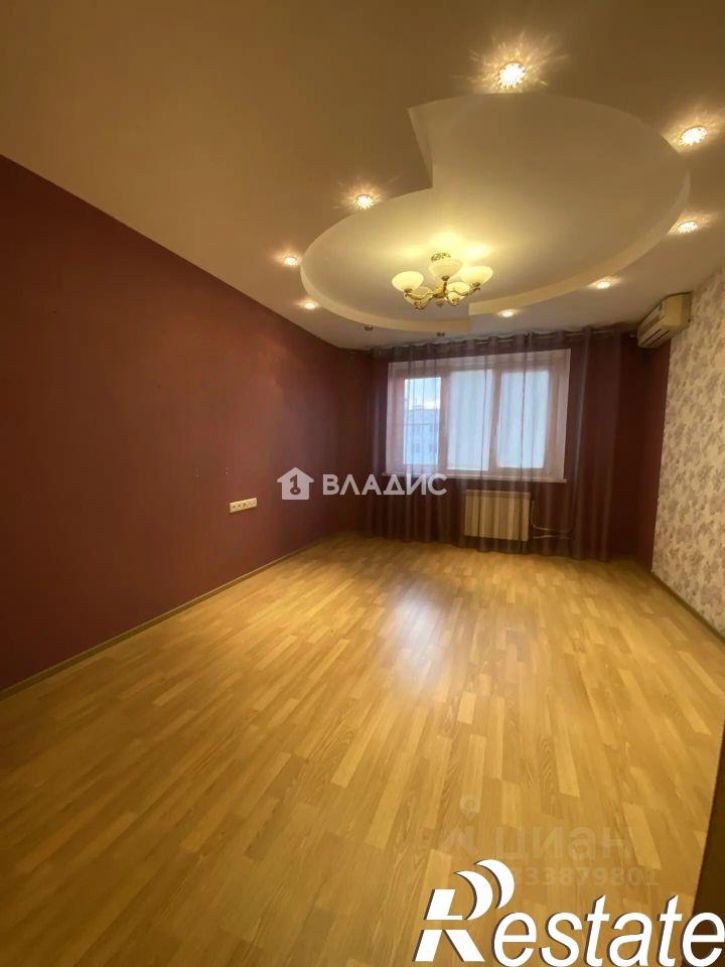 3-комн квартира улица Бажова, 7,  д. 7