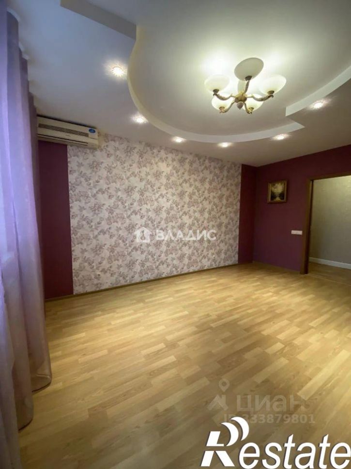 3-комн квартира улица Бажова, 7,  д. 7