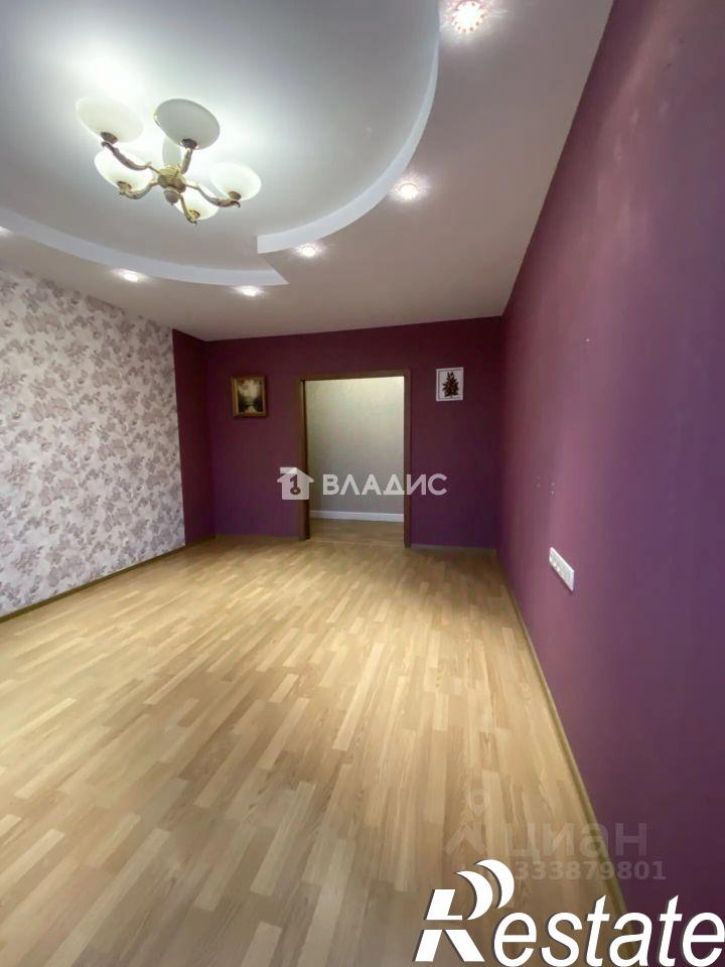 3-комн квартира улица Бажова, 7,  д. 7