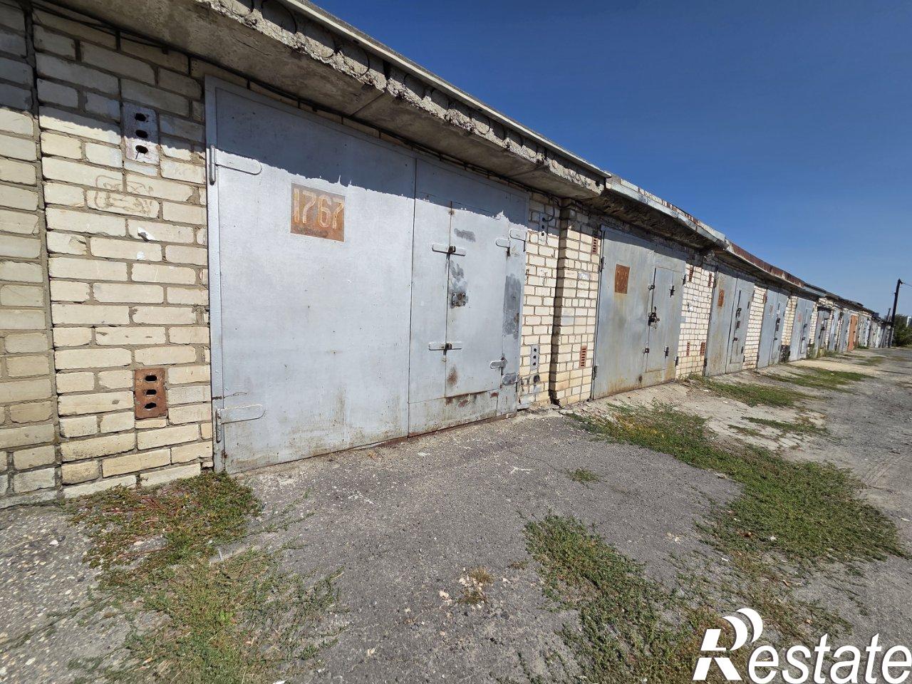 Купить гараж, место в паркинге за 450 018 рублей на Витимская улица, 15А