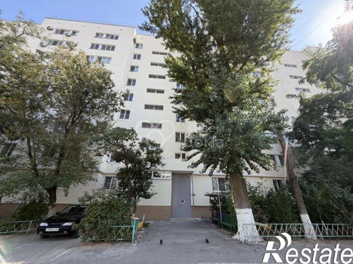 2-комн квартира улица Германа Титова, 58,  д. 58