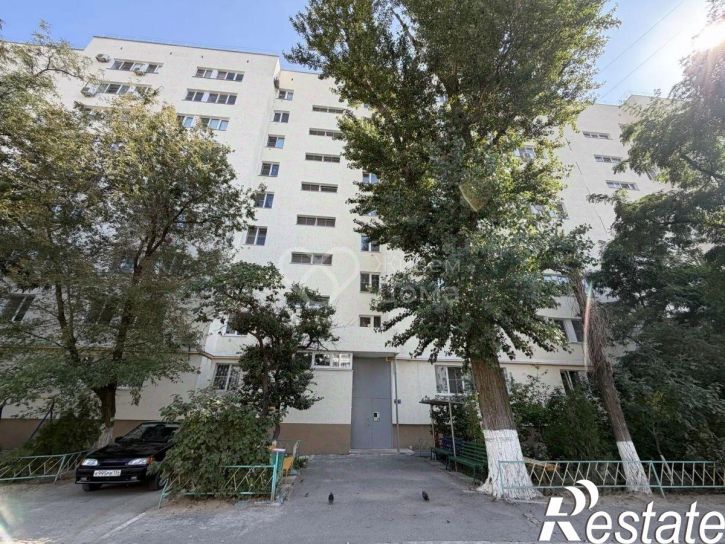 2-комн квартира улица Германа Титова, 58,  д. 58