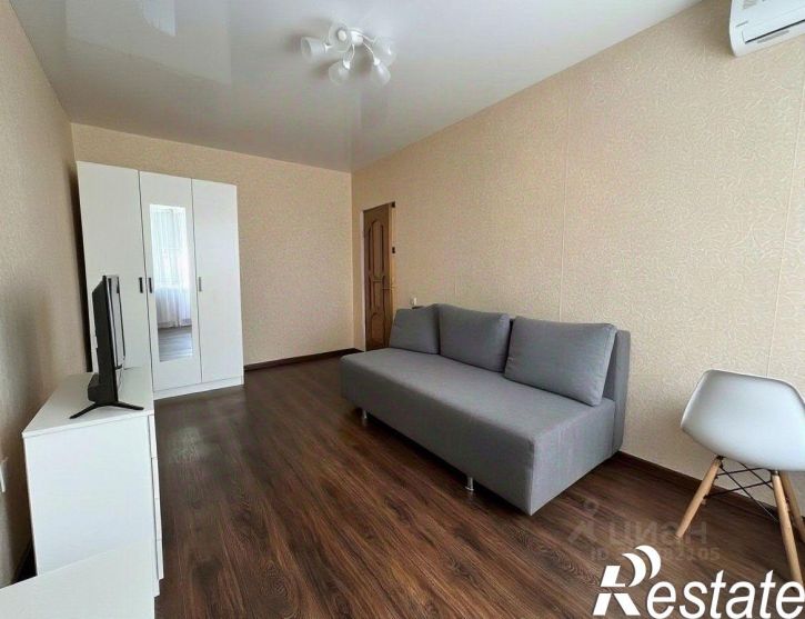 2-комн квартира улица Дзержинского, 28,  д. 28