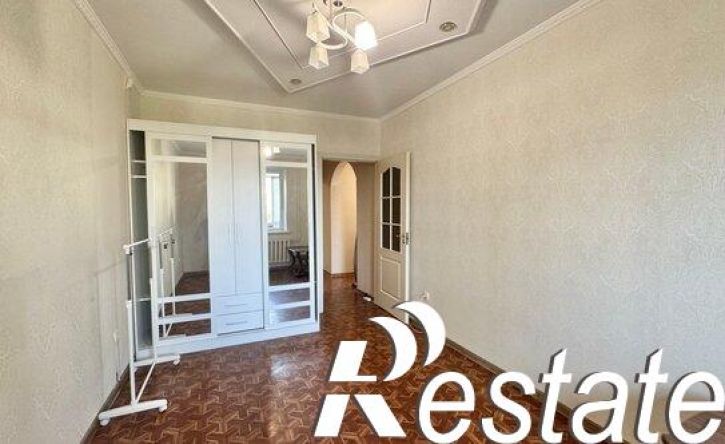 3-комн квартира улица 8-й Воздушной Армии, 52,  д. 52