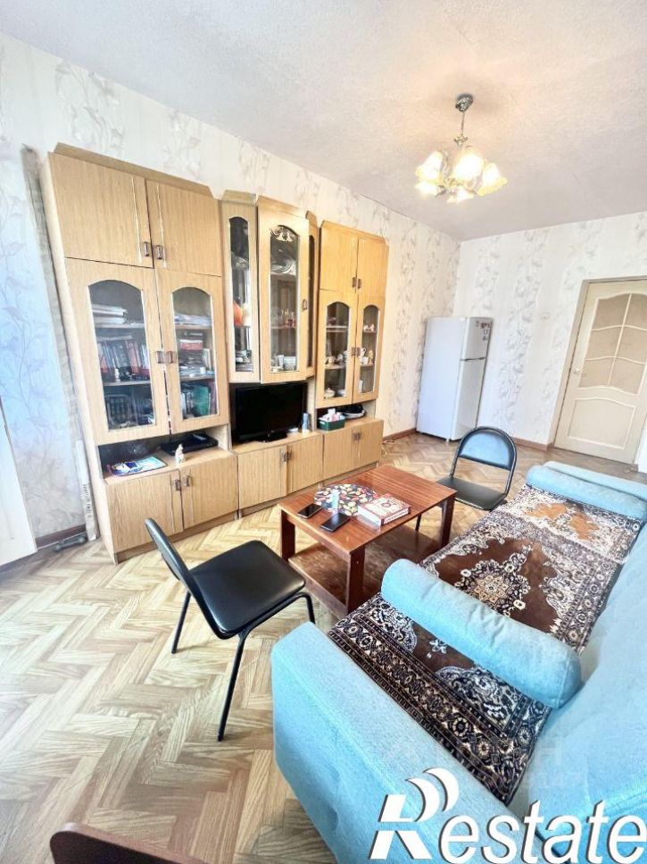 3-комн квартира 64-й Армии, 137