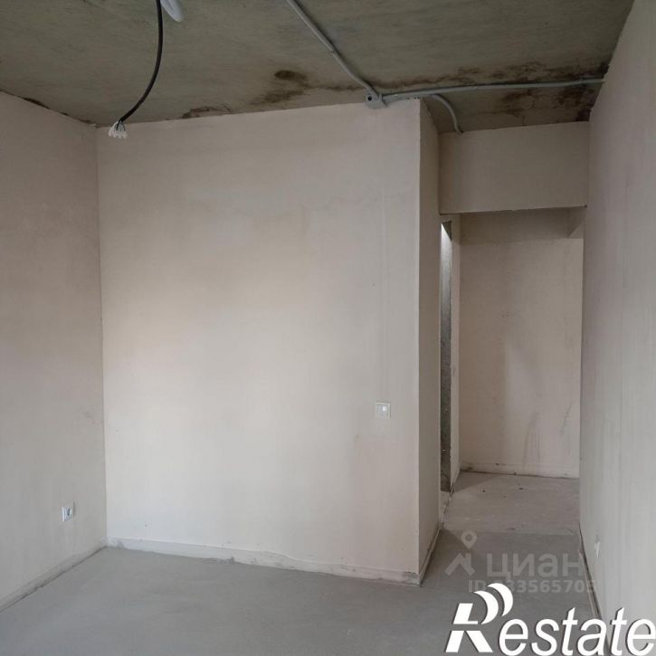 2-комн квартира Гаря Хохолова, 8