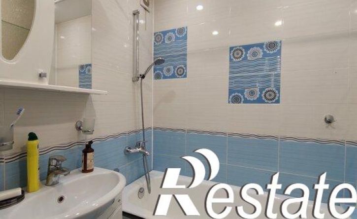 3-комн квартира улица Ткачёва, 7Б,  д. 7Б