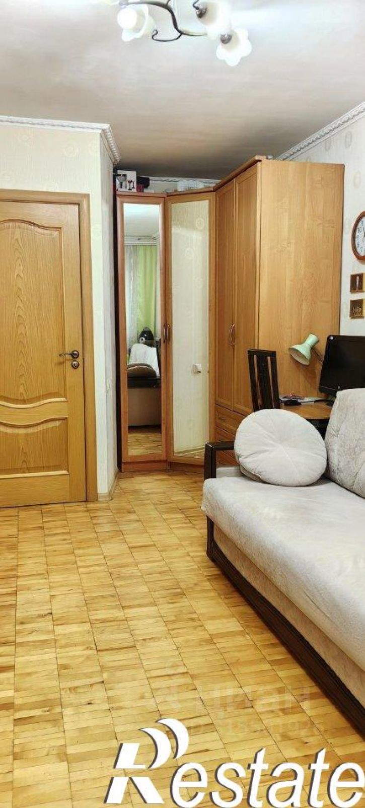 3-комн квартира улица Ломакина, 5А,  д. 5А