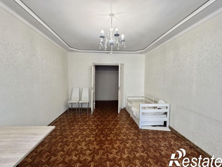3-комн квартира улица 8-й Воздушной Армии, 52,  д. 52