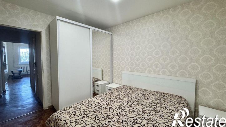3-комн квартира улица 8-й Воздушной Армии, 52,  д. 52