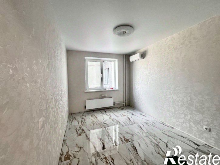 3-комн квартира улица Глазкова, 16,  д. 16