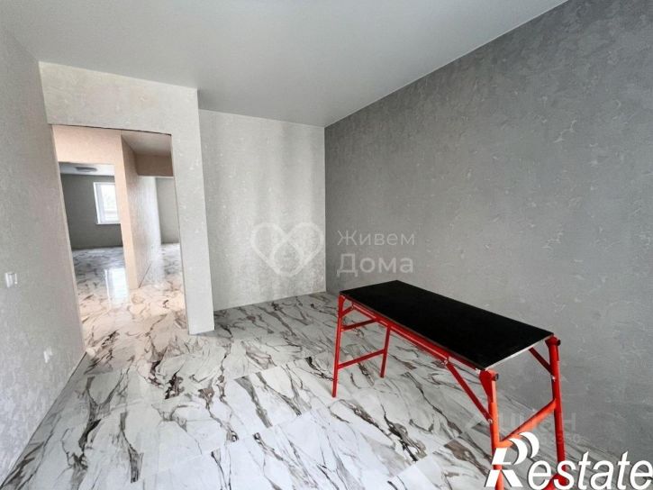 3-комн квартира улица Глазкова, 16,  д. 16