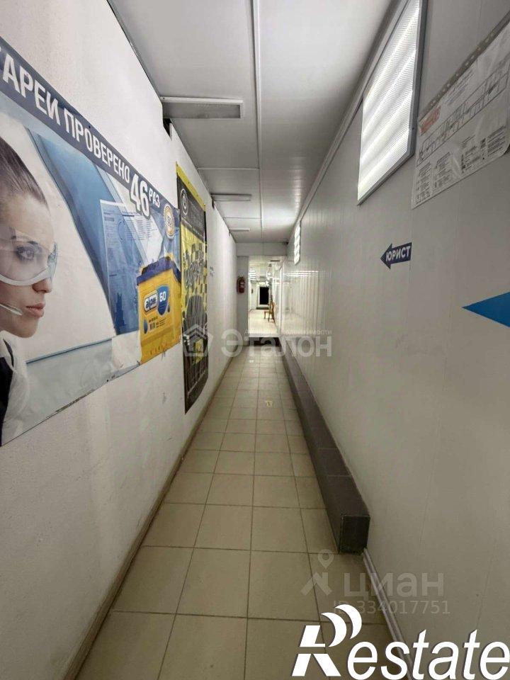 Купить торговое помещение за 11 000 500 рублей на улица 64-й Армии, 75