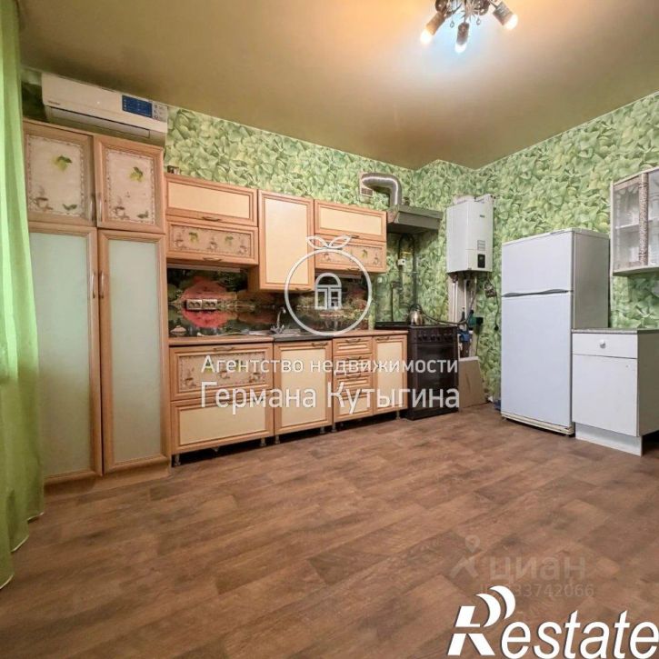 1-комн квартира улица Пожарского, 350,  д. 350