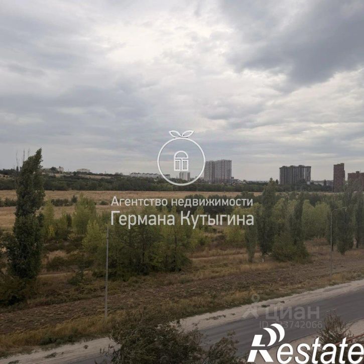 1-комн квартира улица Пожарского, 350,  д. 350