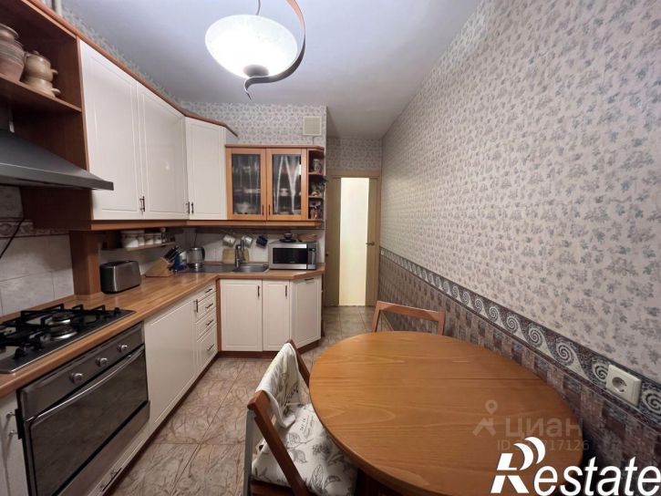 3-комн квартира улица Кирова, 92,  д. 92