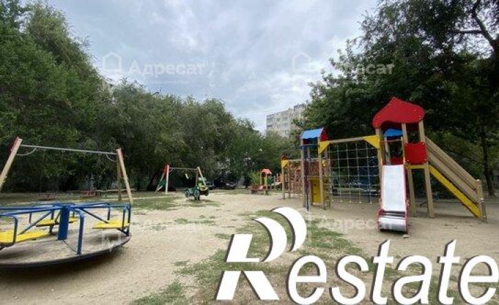 3-комн квартира улица Милиционера Буханцева, 6,  д. 6