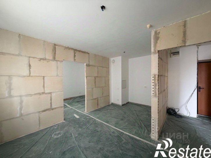2-комн квартира улица 64-й Армии, 135А,  д. 135А
