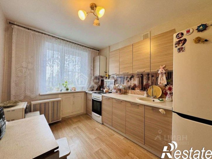 3-комн квартира улица Гейне, 17А,  д. 17А